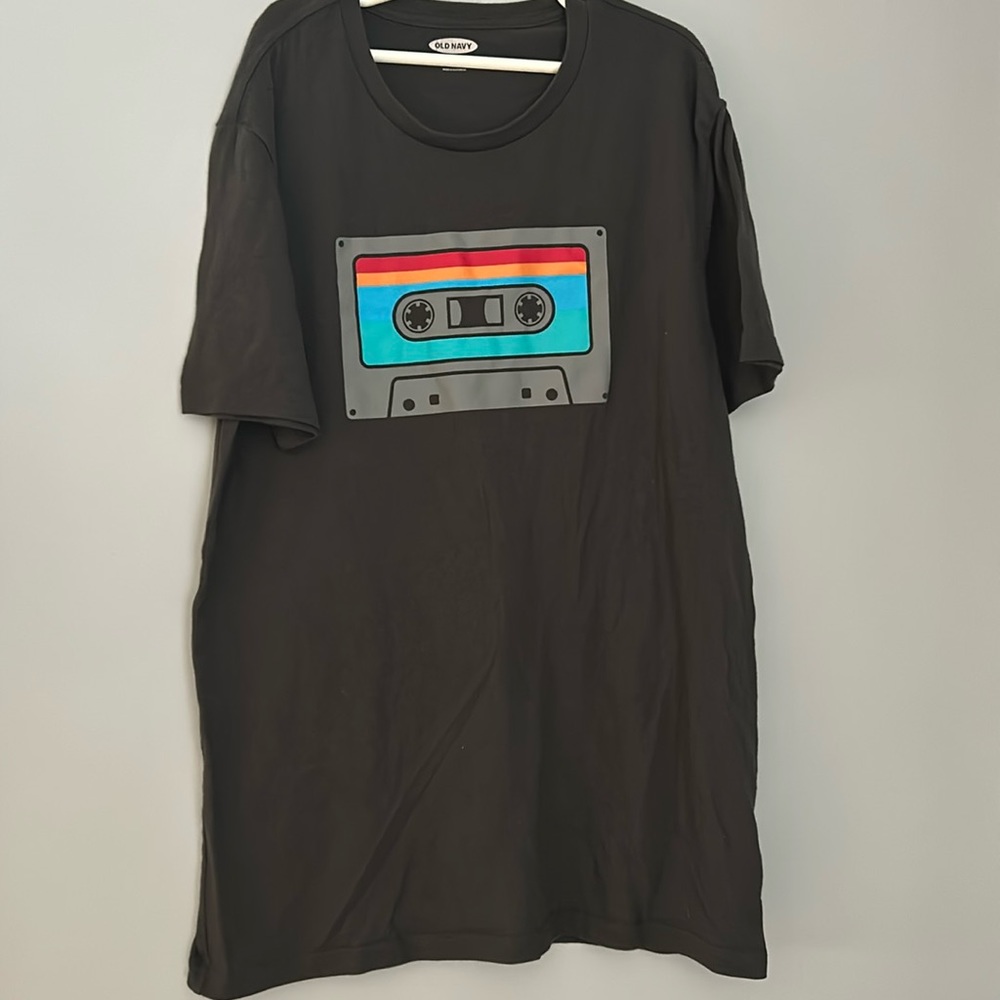Old Navy shirt